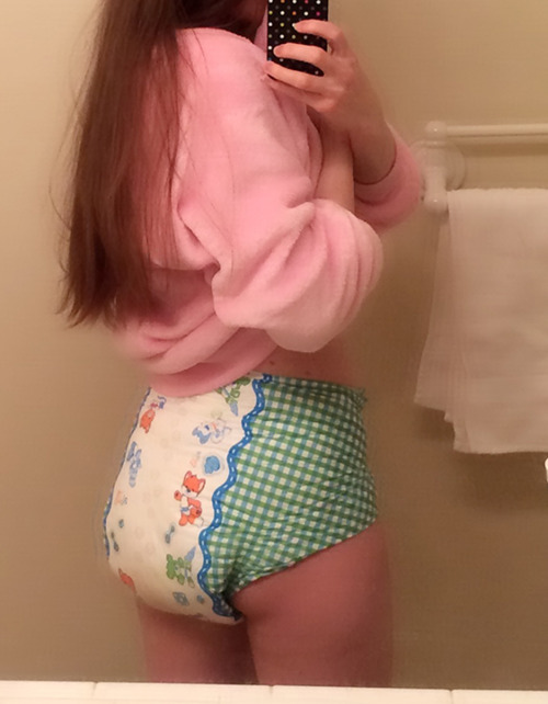 appleabdl:  Trying out the new LittlePawz adult photos