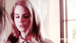 dailydelreygifs: “Hi! I’m Lana Del Rey”  My fucking queen.