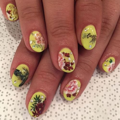 @mee_yagi #Kanae #handpainted #gelnail #nailart #VanityProjects (at Vanity Projects)