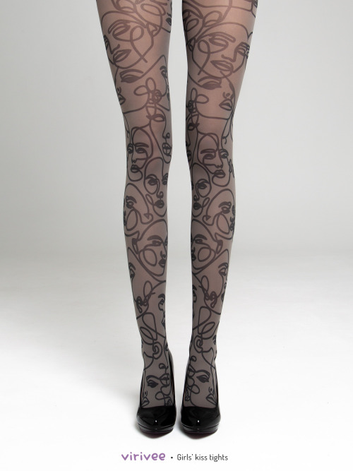 Girls’ kiss tights  Women’ s head lines print on the on grey  SEMI-OPAQUE tights.Th