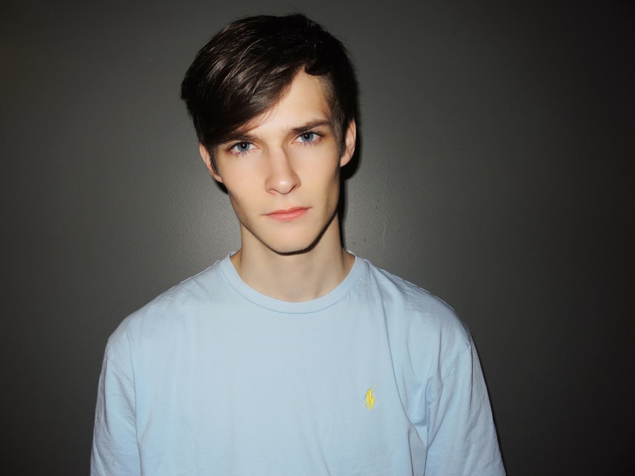 xulovelife:  Philip Witts by John Tan 