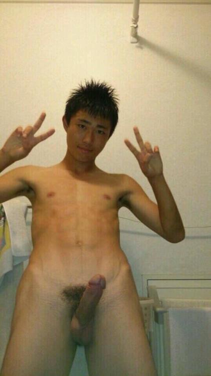 gay-asian-sm:  MasterSamual：　SM、エロイ、パイパン、可愛い写真をhttp://gay-asian-sm.tumblr.com/をフォローしてください。 