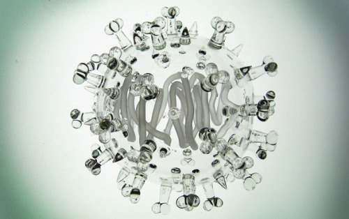 sixpenceee:Luke Jerram makes exact glass replicas of harmful viruses. Each replica is 1,000,000 time