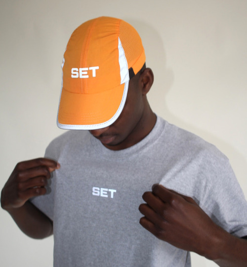 SET 3M REFLECTIVE CAPS Online Now !! www.setstore.co.uk