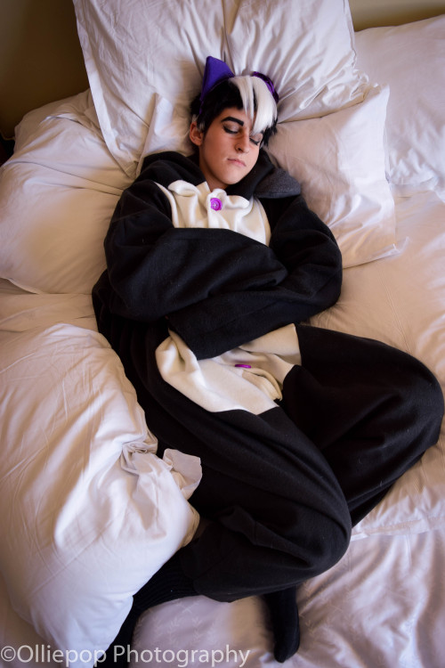 olliepop: ~Sleepy Voltron Paladins~Photography by Olliepop Photography and @weissflowerKeith- @domes