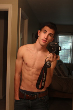 teenboys-shirtless:  http://www.surfxvideos.com