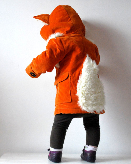 descendingfrost:  garethmallorys:  phosphorescent:  sosuperawesome:  Fox, wolf, bee and ladybird coats by OliveAndVince on Etsy  BRB having a baby so I can dress it up like this.  @voldieshorcrux do I even have to say it  @pineapplepoop for our babies.