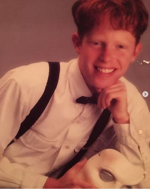 Jesse “Mitchell” Tyler Ferguson sharing an old headshot where he is posing with a Phanto