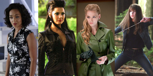 embers-of-winter:  Women of Marvel, stand to unite! Fight for what you believe! We gain more power as our numbers slowly grow, so unite! 