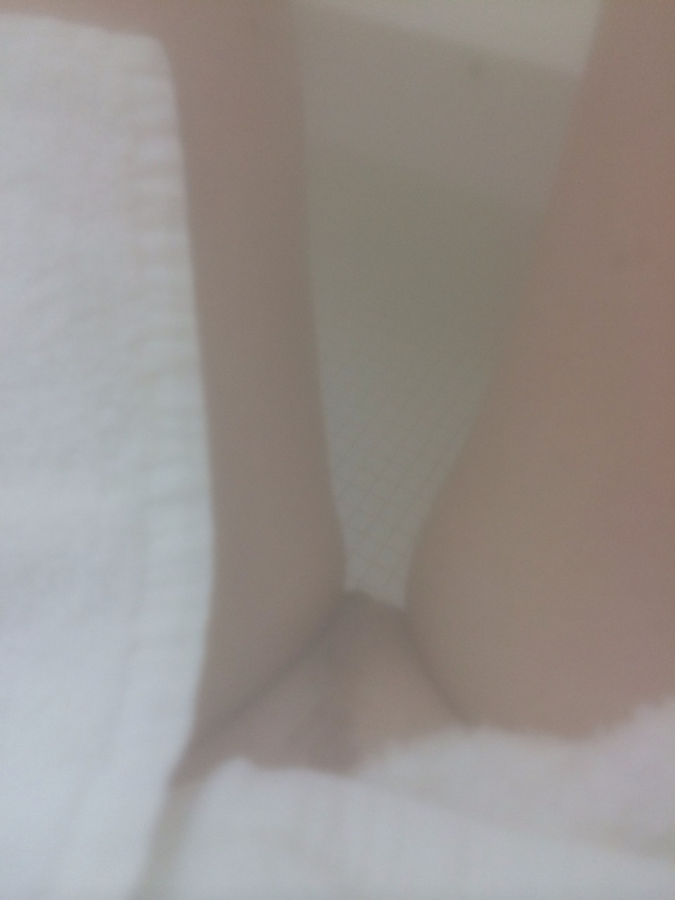 hplessflirt:  celebrating being able to tumblr in the sauna once more :) So thought
