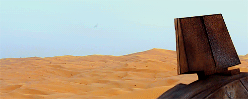tomshardy:Why does everyone want to go back to Jakku?!