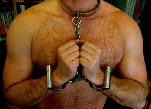 bondageforthebigman:  Very nice bit of kit.