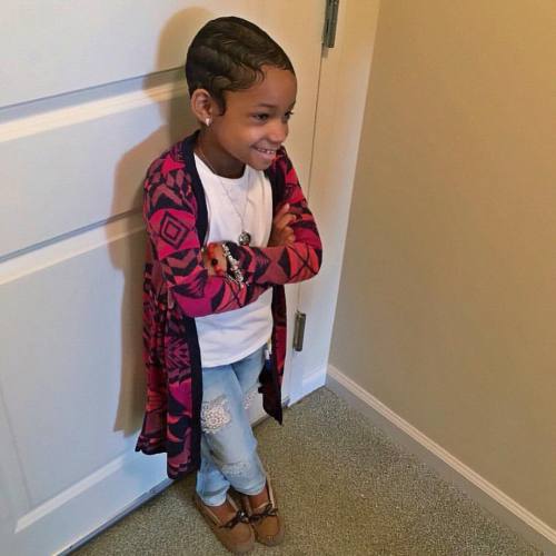 ice-cream-convos:ADORABLE OVERLOAD: Leah Still better come through with the finger waves! Recent tes