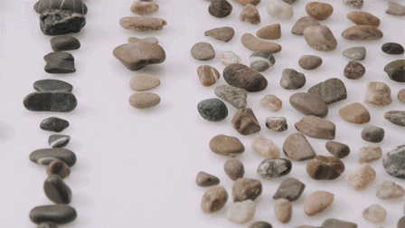 stuffguyswant:Kinetic Installations Organizes Thousands of Random River Stones by Geological AgeDesi