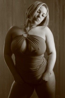 missbbwblog:Reblog if you love chubby girls Like she was built for fucking