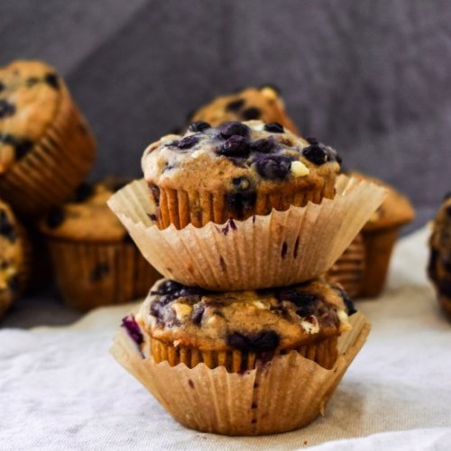 dessertgallery:Blueberry Oatmeal Banana Muffins-Your source of sweet inspirations! || GET AWESOME DE