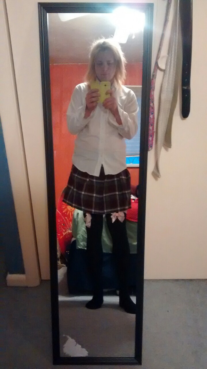 thetrapangel:  New outfit! School girl ~ 