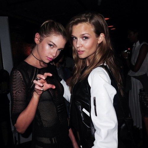 victoriasss-secrettt-angelsss:  Stella Maxwell &amp; Josephine Skriver