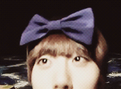 sunieekiss-deactivated20140313:  blue bow 