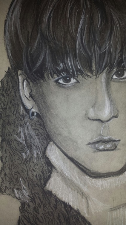Details on my Jungkook portrait.Working on one right now!
