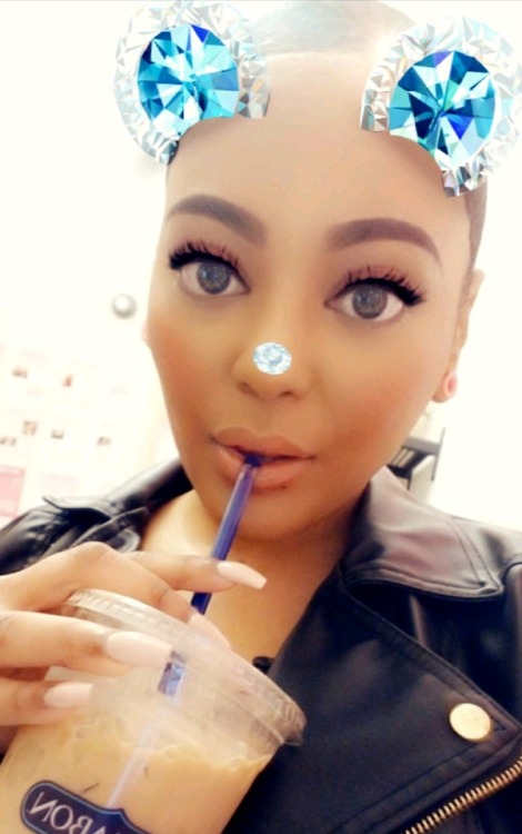 You make that straw look sexy