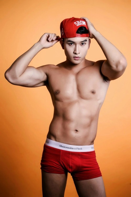 365daysofsexy:  CHAN THAN SAN