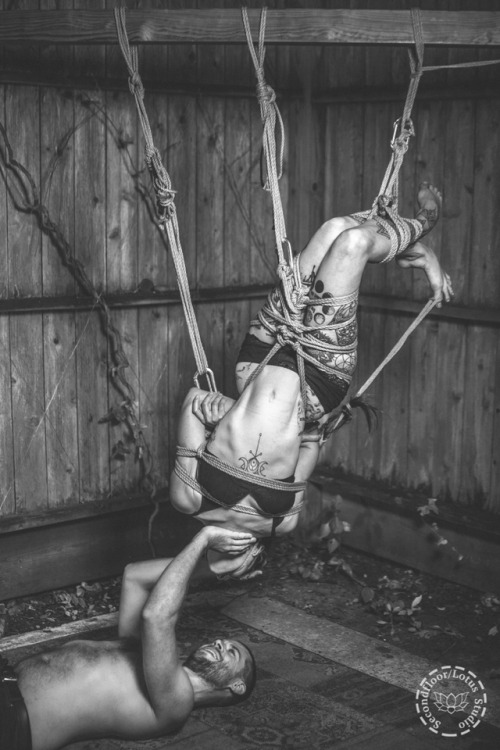 Model: tiedandtwisted420 | Rigging: Secondfloor | Photos: @gaping-lotus | rope made by m0cojuteView 