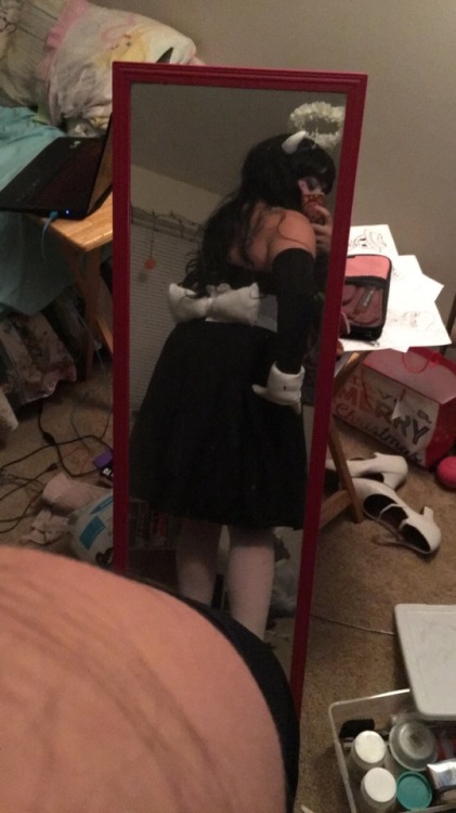 candyredterezii:It’s me Alice Angel Yeah I basically got everything done! Just gotta clean up some s