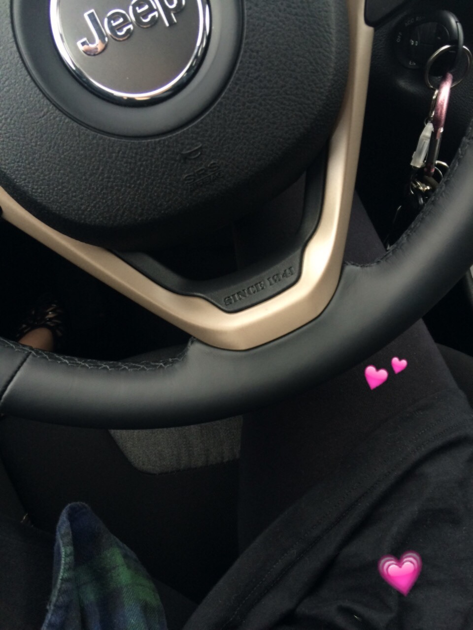 halfpeach:  takin classy pics in the grocery store parking lot 