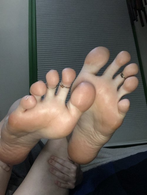 more of my GF’s big soles