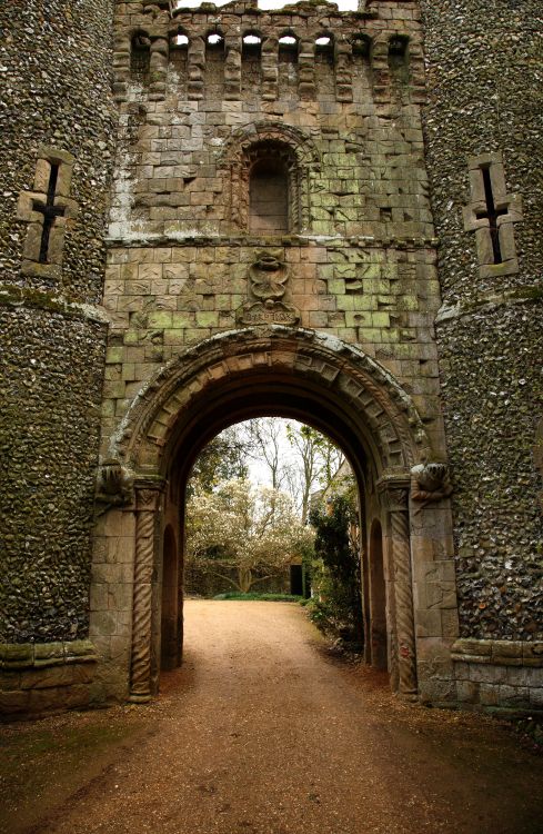 mynocturnality:Stone Folly Arch in Benington Lordship Gardens, England.