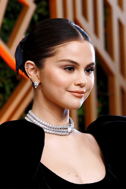Selena Gomez attends the 28th Annual SAG Awards, February 27th