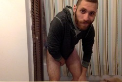 thelittlestotter:  #pantlessfriday 