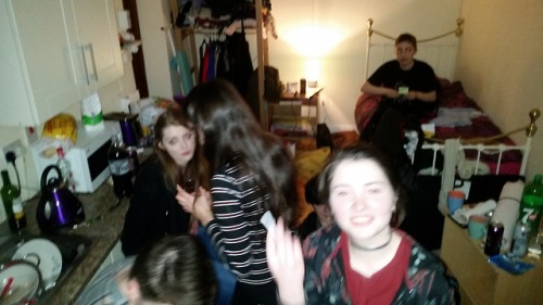 Thursday : Took blurry 90s looking pics of my friends drinking Today : Drew sculptures in a gallery 