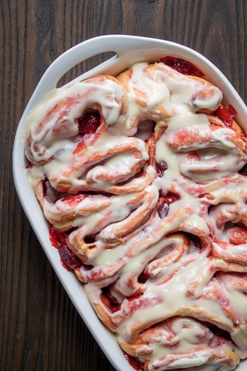 sweetoothgirl:Strawberry Sweet Rolls with Lemon Cream Cheese Glaze