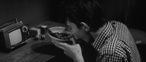 absencesrepetees:pale flower (masahiro shinoda, 1964)