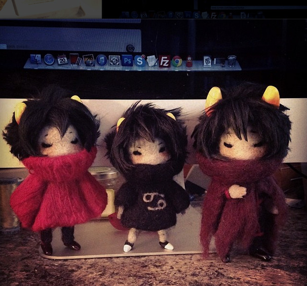 pukind:goal: to slowly cover the mac, top and bottom, with puff plushes. 