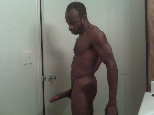 hungdownunder:  For more hot guys, follow me at:http://hungdownunder.tumblr.com/