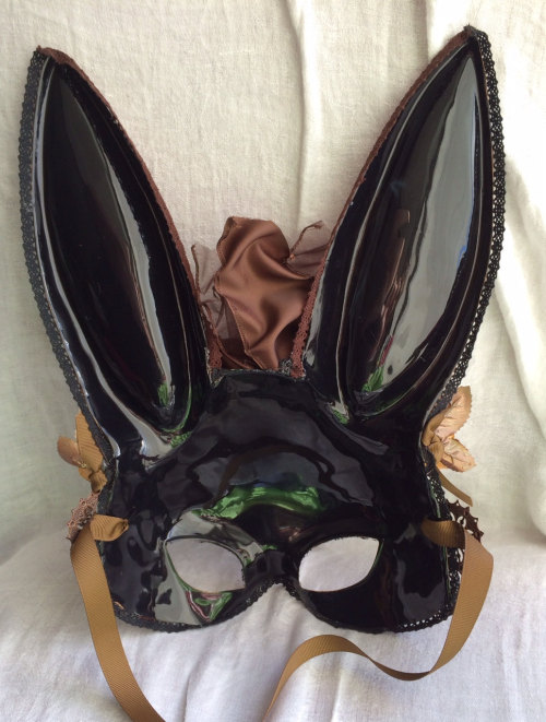 steampunk-and-junk:  Steampunk Mardi Gras Bunny Mask