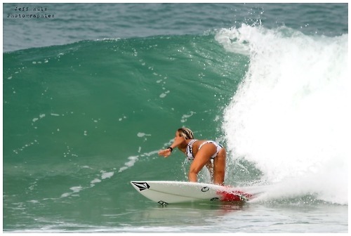 Surf Girls