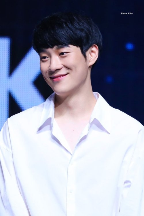 themanblk:© Black Film | do not edit.