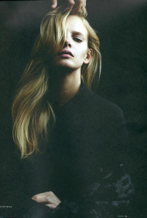 rougevision: monsieurwintour:  Marloes Horst  Love her!