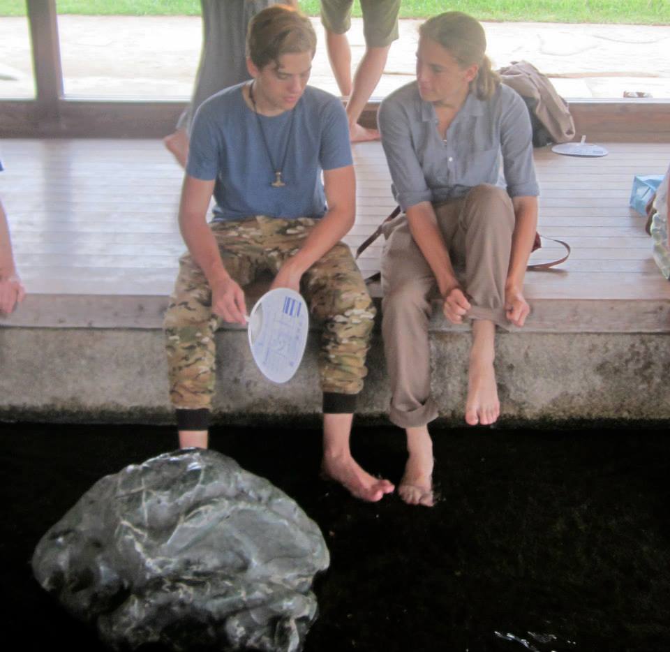 barefootnfamous:  Dylan and Cole Sprouse (submission) 