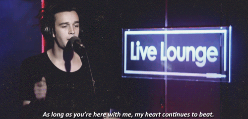 amutualddiction:Rather Be by the 1975 at Live Lounge // requested by theonethatissecrectlyabanana