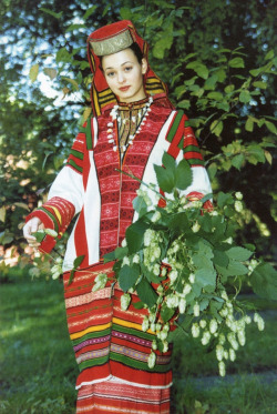 songs-of-the-east:  Traditional Russian folk