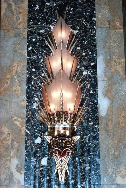 the1920sinpictures: 1928 Wall lamp from the Fisher Building, Detroit, Michigan. From Art Deco, Avant