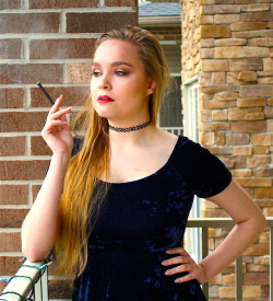 brookeandlacey: Brooke - Nat Sherman Black &amp; Gold see more of me and my sister Brooke at https://brookeandlacey.tumblr.com 