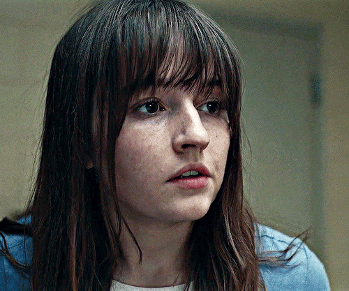 KAITLYN DEVER as Betsy Mallum in Dopesick (2021—)↳ 1.03 “The 5th Vital Sign&rd