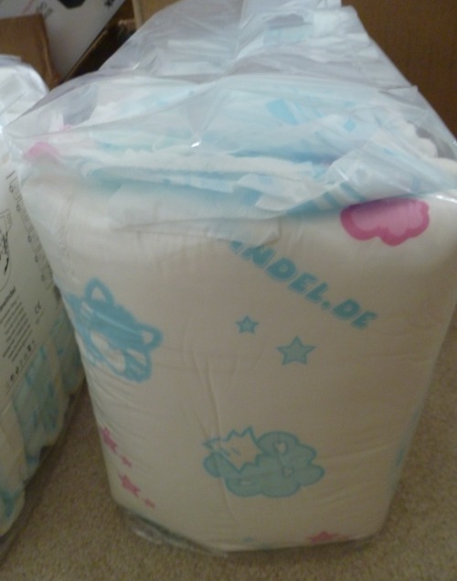 Porn thatpoofybunny:  Have some literal diaper photos
