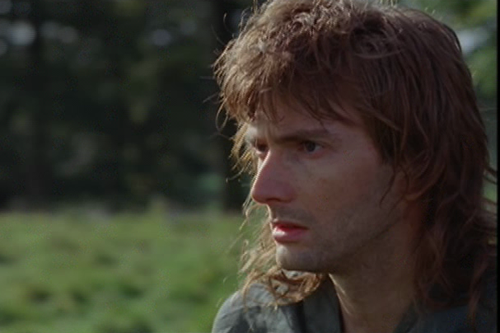 mizgnomer:  David Tennant with long hair I love a man who looks good with long hair